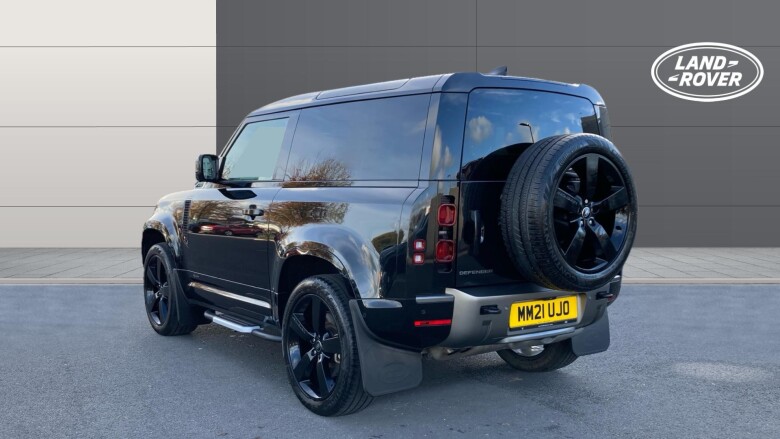 Land Rover Defender 3.0 D250 X-Dynamic S 90 3dr Auto Diesel Estate